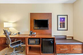 Comfort Suites Glendale - State Farm Stadium Area