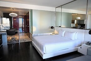Palms Place
