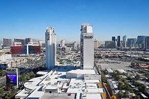 Palms Place