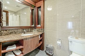 Woodbine Hotel and Suites