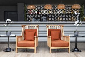 Eden Roc Resort Hotel