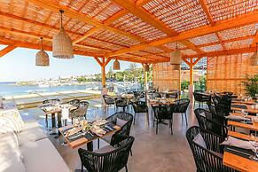 Eden Roc Resort Hotel