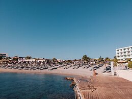 Eden Roc Resort Hotel