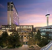 Grand Hyatt San Antonio River Walk