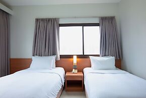 Pinnacle Lumpinee Park Hotel