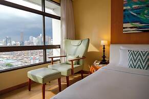 Pinnacle Lumpini Park Hotel
