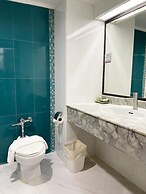 Pinnacle Lumpinee Park Hotel