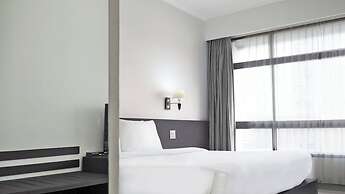 Pinnacle Lumpini Park Hotel