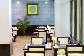 Pinnacle Lumpinee Park Hotel