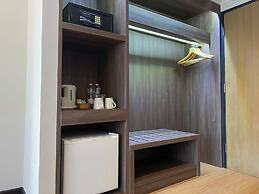 Pinnacle Lumpini Park Hotel