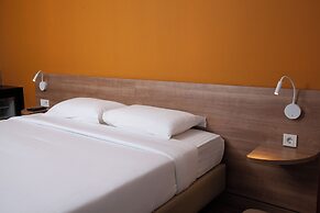 Dunia Hôtel Bamako ACI 2000