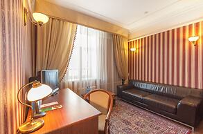 Tsentralny by Usta Hotels