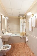 Tsentralny by Usta Hotels