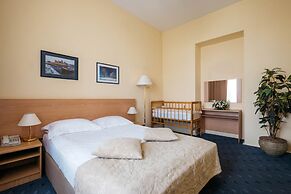 Tsentralny by Usta Hotels