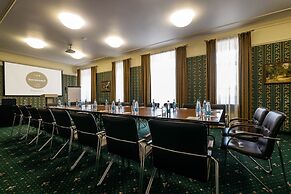 Tsentralny by Usta Hotels