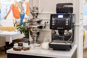 Tsentralny by Usta Hotels