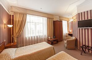 Tsentralny by Usta Hotels
