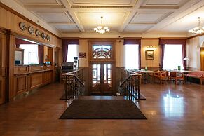 Tsentralny by Usta Hotels