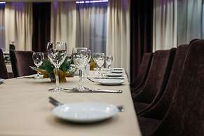 Grand Avenue by Usta Hotels