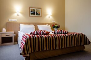 Grand Avenue by Usta Hotels