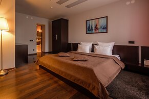 Grand Avenue by Usta Hotels