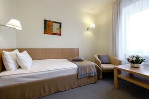 Grand Avenue by Usta Hotels