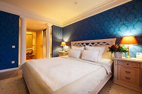 Grand Avenue by Usta Hotels