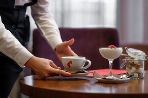 Grand Avenue by Usta Hotels