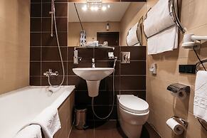 Grand Avenue by Usta Hotels