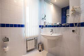 Grand Avenue by Usta Hotels