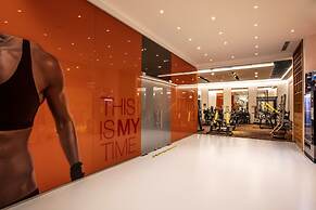 Charisma De Luxe Hotel