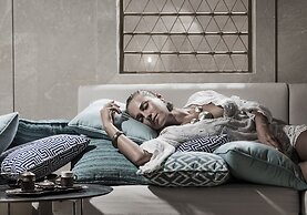 Charisma De Luxe Hotel