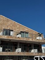 Charisma De Luxe Hotel