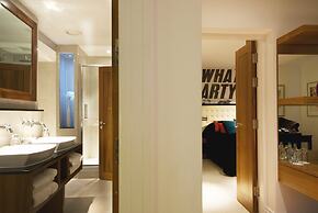 Hard Days Night Hotel Liverpool
