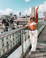 Hard Days Night Hotel