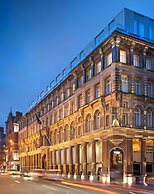 Hard Days Night Hotel