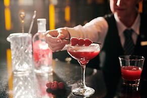 Hard Days Night Hotel