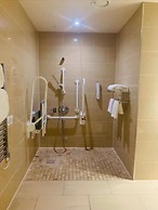 Hard Days Night Hotel