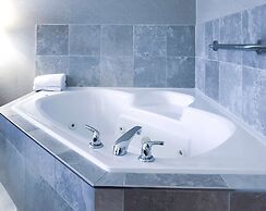 Hampton Inn & Suites by Hilton Edmonton Intl Airport