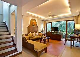 Ravindra Beach Resort And Spa