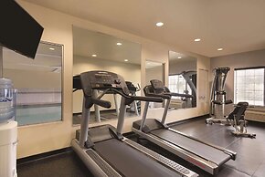 Country Inn & Suites by Radisson, Valparaiso, IN