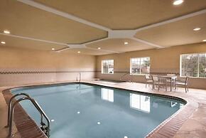 Country Inn & Suites by Radisson, Valparaiso, IN
