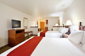 Holiday Inn Express & Suites Mattoon by IHG