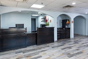 Country Hearth Inn & Suites