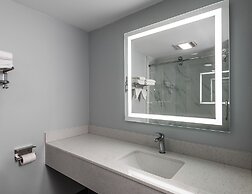 Country Hearth Inn & Suites