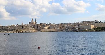 Sliema Marina Hotel