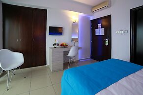 Les Palmiers Beach Hotel