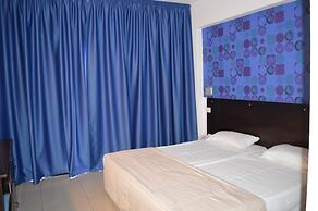 Les Palmiers Beach Hotel