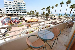 Les Palmiers Beach Hotel