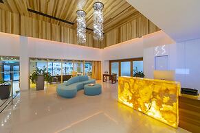 Anemi Hotel & Suites